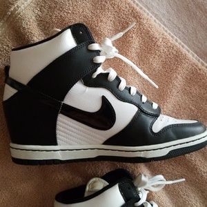 Nike heel shoes